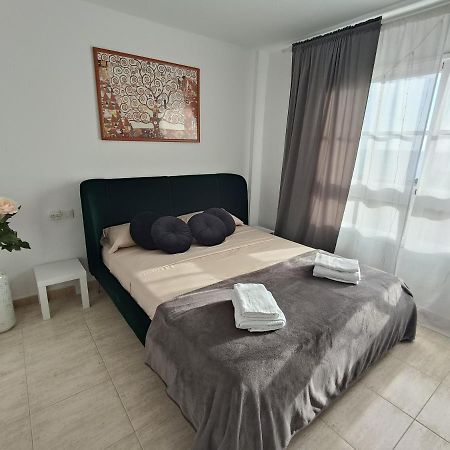Apartamento Familiar Arcoiris Primera Linea De La Playa Кальяо-Сальвахе Экстерьер фото