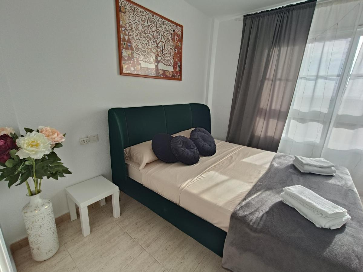 Apartamento Familiar Arcoiris Primera Linea De La Playa Кальяо-Сальвахе Экстерьер фото